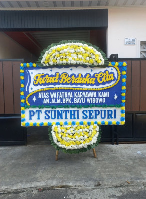 Papan Bunga Duka di Manggar