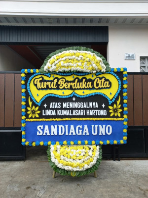 Papan Bunga Duka di Manggar